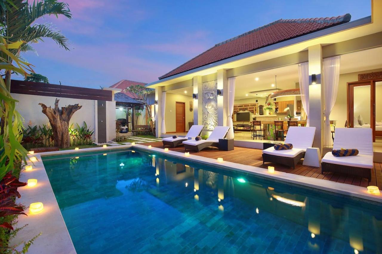 Kae Villa Anggrek スミニャック エクステリア 写真