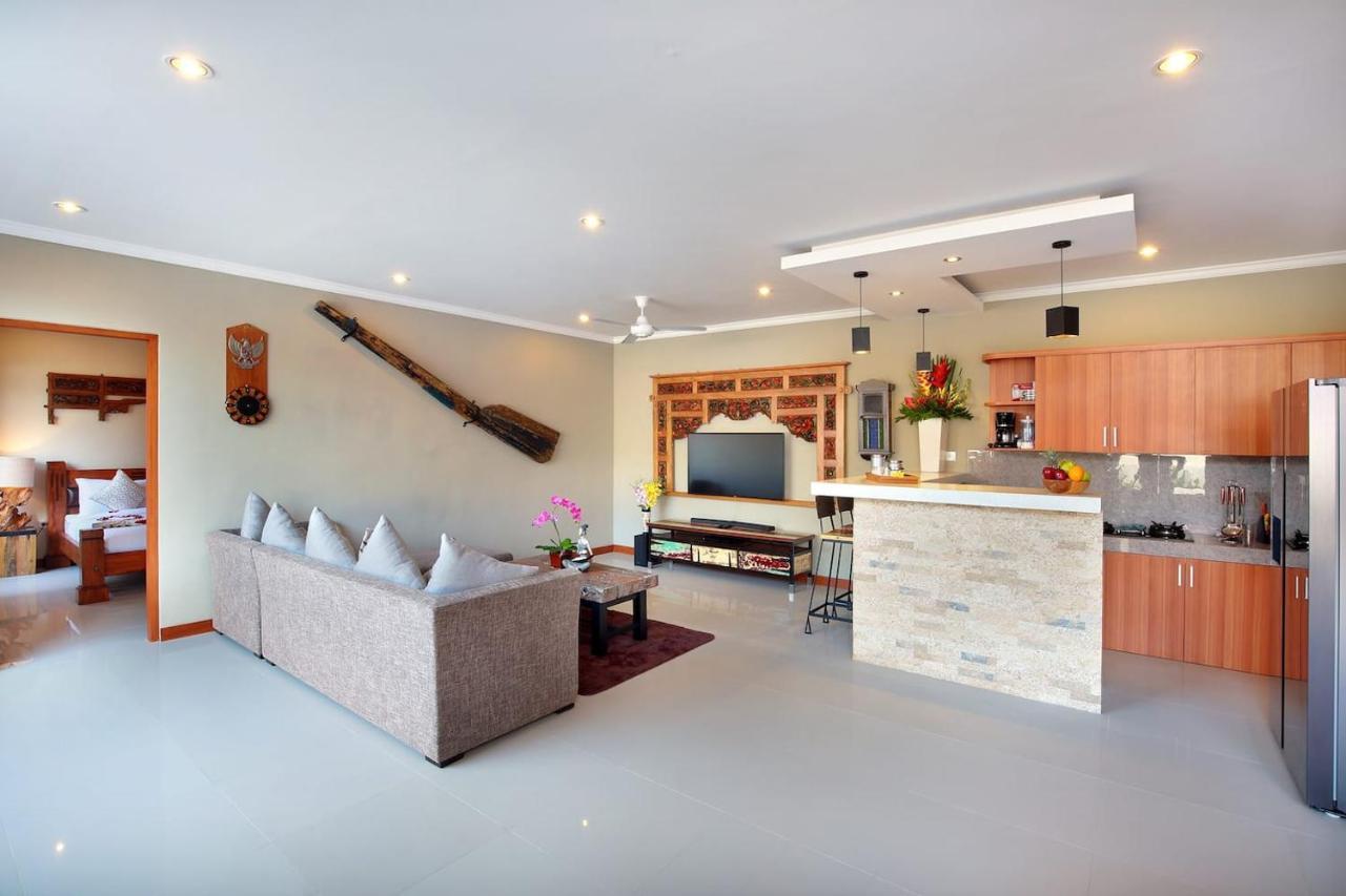 Kae Villa Anggrek スミニャック エクステリア 写真
