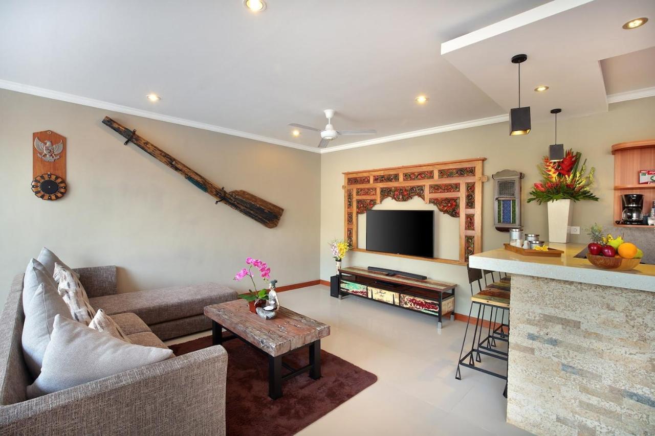 Kae Villa Anggrek スミニャック エクステリア 写真